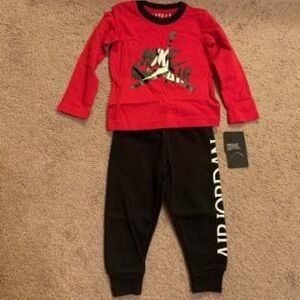 Brand New Nike Jordan Boy’s 2pc Set